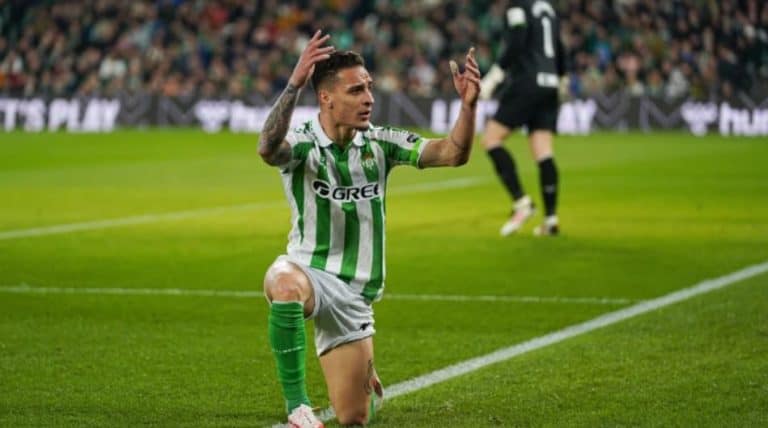 Real Betis chief confirms Antony state of play ahead of Manchester United talks