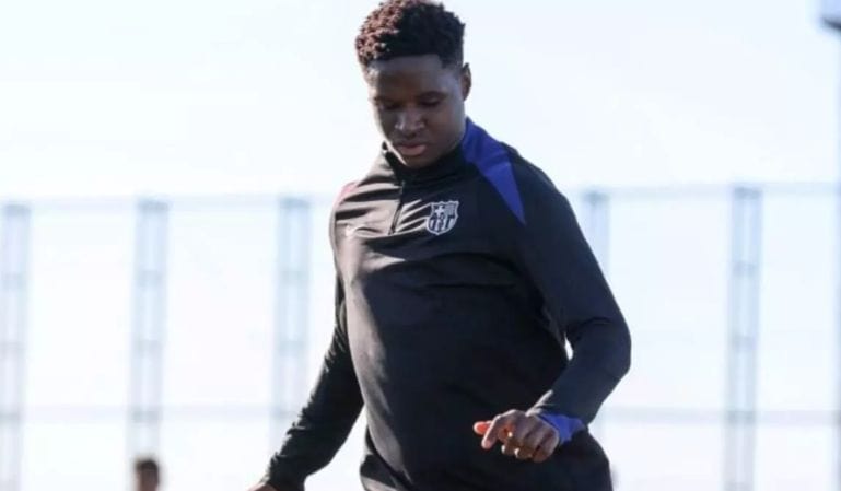Barcelona plan future talks with Hansi Flick's latest La Masia graduate