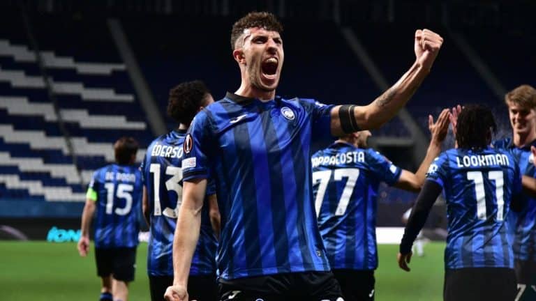 Atletico Madrid present new starting defender