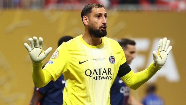 Real Madrid eye long-term Thibaut Courtois replacement