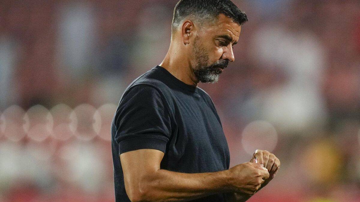 Girona's Michel Sanchez rings alarm bells